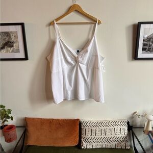 NWT Old Navy White Women's Tank Top - Plus Size